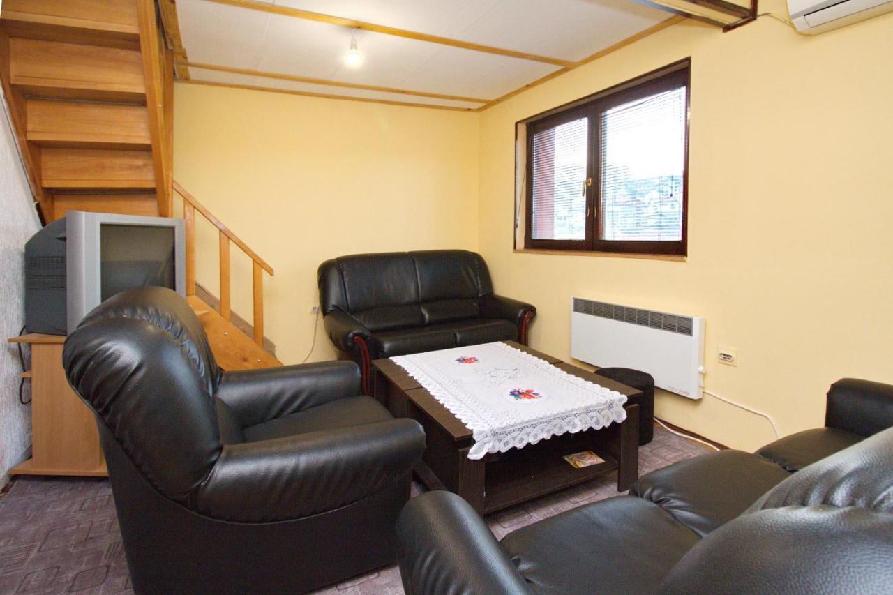 Smestaj Kod Nine I Matije Cajetina (Zlatibor) Exterior foto